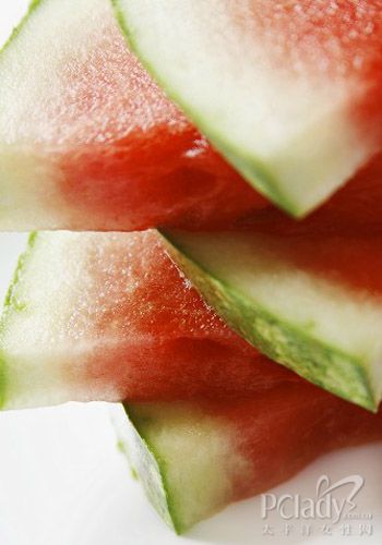 夏天吃西瓜好处多 需注意十禁忌
