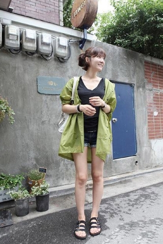 梅雨季节 短裤妙搭比裙子更方便
