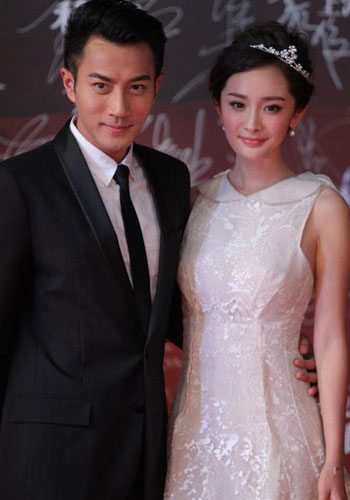 明星楊冪和劉愷威的結婚照,明星素顏照對比楊冪