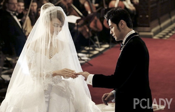 周杰伦婚礼;婚宴;昆凌;周杰伦;叶惠美;婚纱;礼服