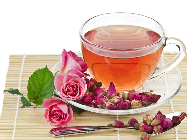 玫瑰花茶的颜色是什么