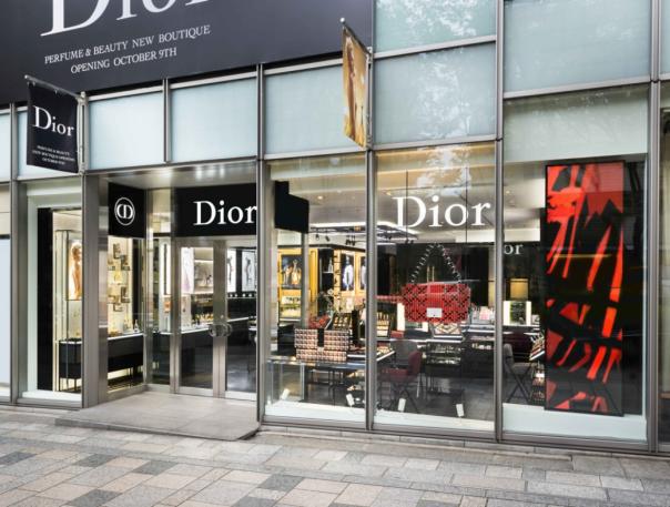 Dior迪奥香水化妆品精品店 为旅程掀起一抹芬