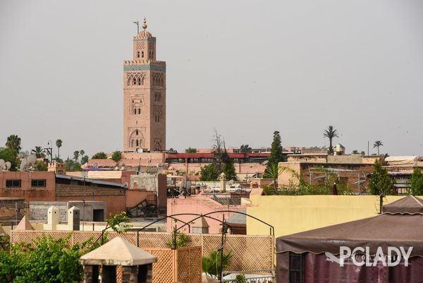 看过摩洛哥的美景，别的地方都叫将就