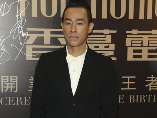 陈小春古惑仔霸气图片黑白写真