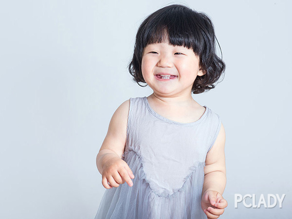 小女孩的短发发型图片 小女孩的短发发型图片
