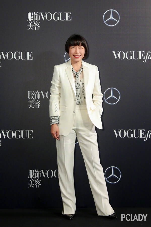 (图:《vogue服饰与美容》编辑总监张宇angelica cheung)