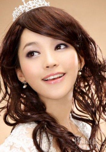 如何化新娘妆