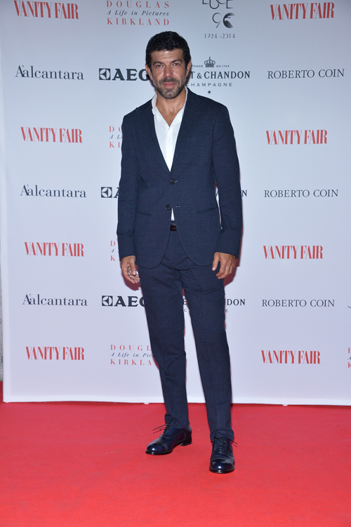 GIORGIO ARMANI为第71届威尼斯国际电影节嘉宾提供华服
