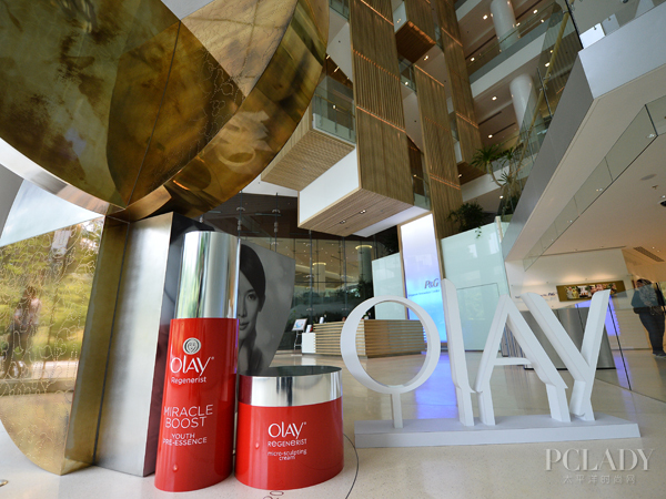 强大科技成就高效护肤品 PCLADY直击Olay新加坡研发中心