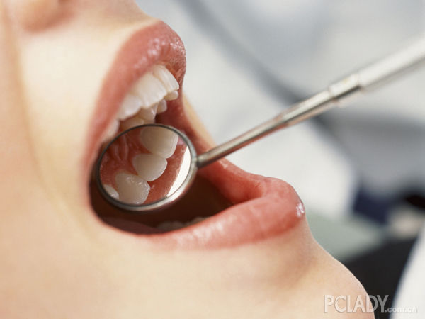 专家揭秘龅牙矫正手术的全过程