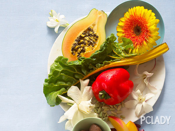 木瓜怎么吃最丰胸？生吃或炖汤效果最好