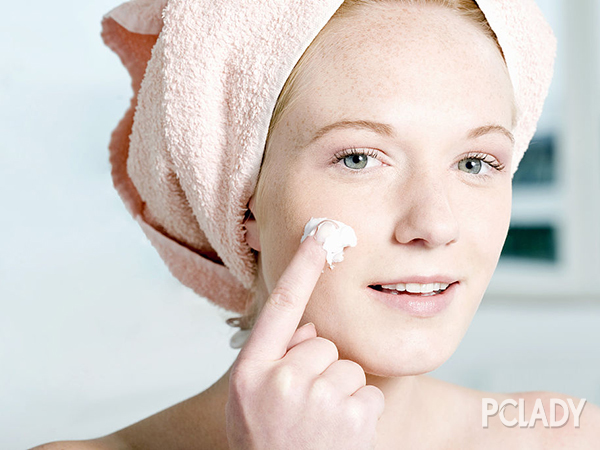 皮肤保养的正确步骤是什么 1854067_49813760_1497338458461.jpg