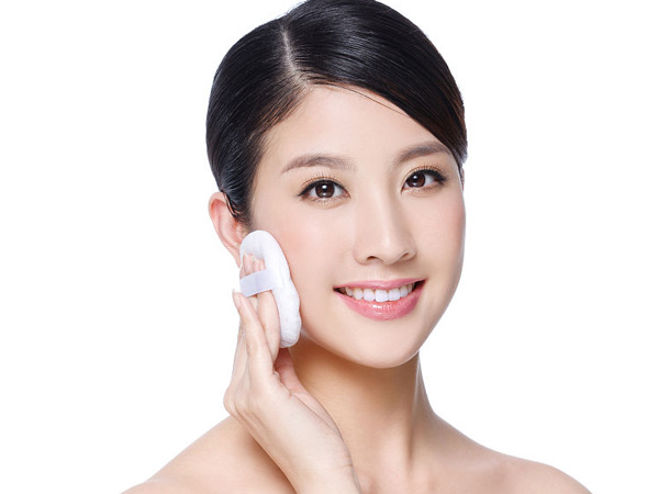 用完洗面奶后脸上起皮屑 为什么用洗面奶后脸上起皮屑